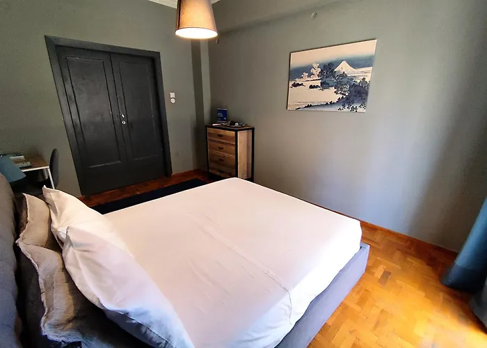 Comfortable Modern Entire House Near The Center Of Athens-Blue Serenity