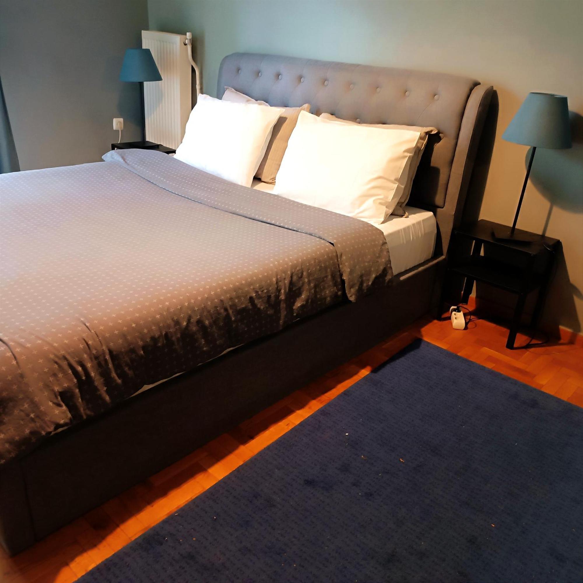 Comfortable Modern Entire House Near The Center Of Athens-blue Serenity