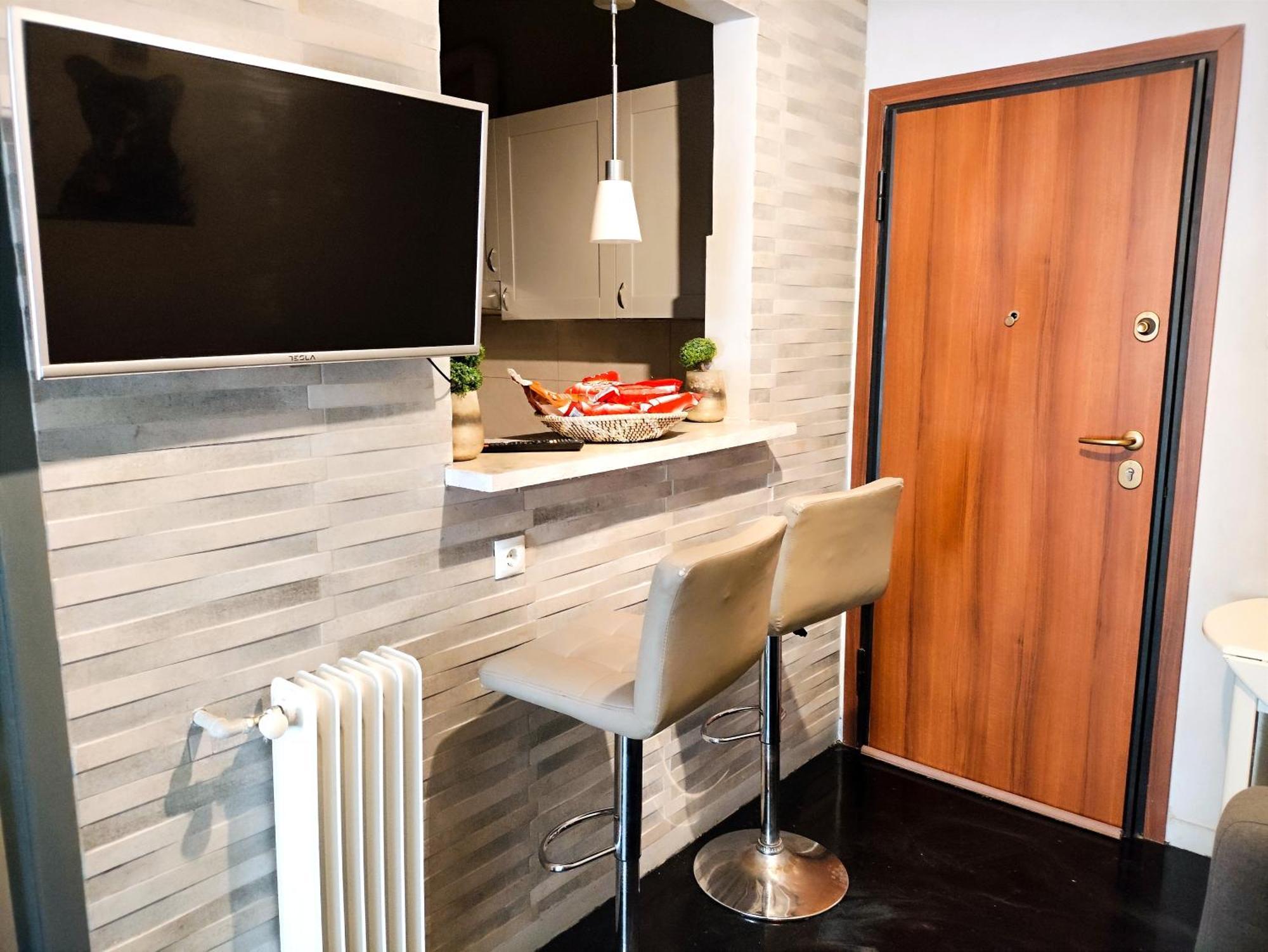 Comfortable Modern Entire House Near The Center Of Athens-blue Serenity Apartment *